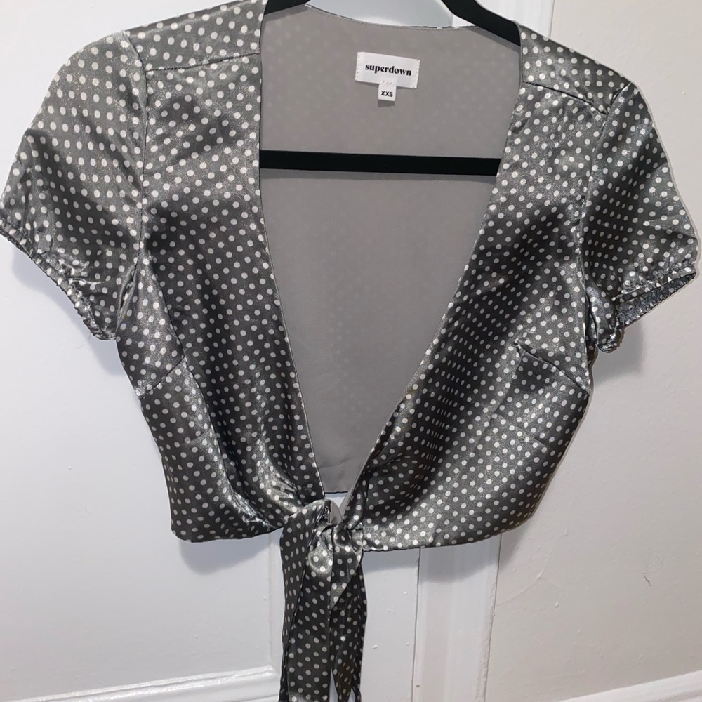 Wrap around top